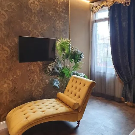 Daniela's Venetian Style