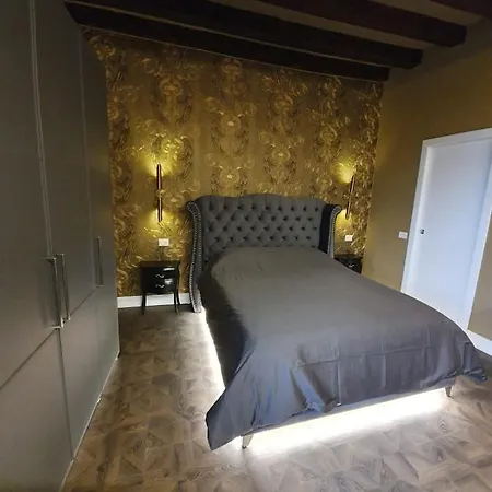 아파트 Daniela's Venetian Style *