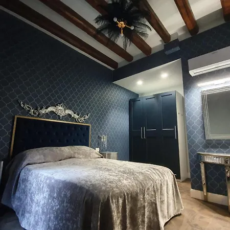 Апартаменты Daniela's Venetian Style