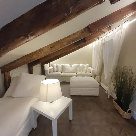 Daniela's Venetian Style